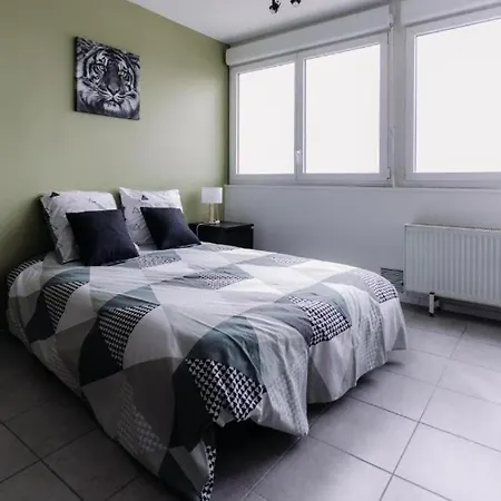 L'escapade Dardilly, Confort Pour Pros, Parking Prive Apartman *